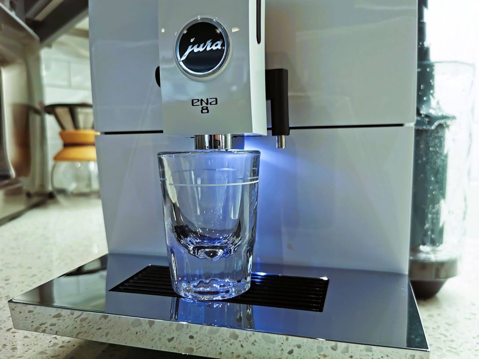 Máquina de café automática Jura Ena 8